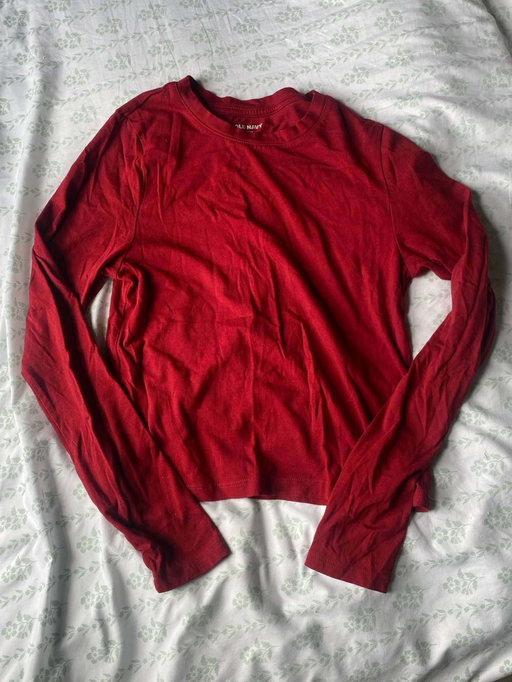 Old Navy Red Crewneck Bestee Long-Sleeve Tee